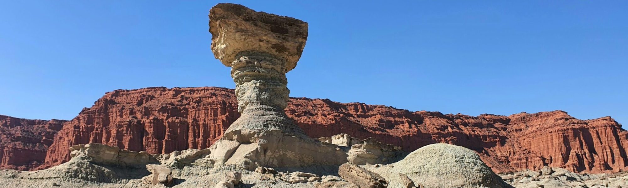 VUELTA RIOJANA con TALAMPAYA Y VALLE DE LA LUNA